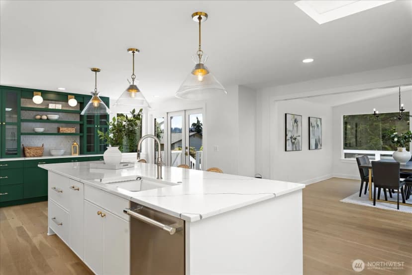 Property photo for 18226 62nd Avenue Ne, Kenmore photo 18