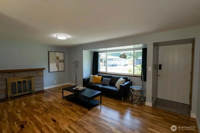 Property photo for 3 Fir Glen Drive Sw, Lakewood photo 4