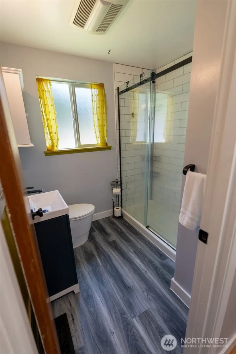 Property photo for 3 Fir Glen Drive Sw, Lakewood photo 17