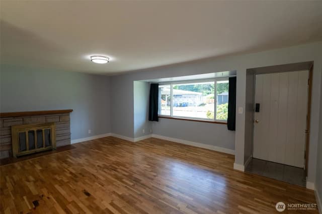 Property photo for 3 Fir Glen Drive Sw, Lakewood photo 5