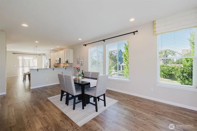 Property photo for 34103 10th Court Sw, Federal Way photo 17
