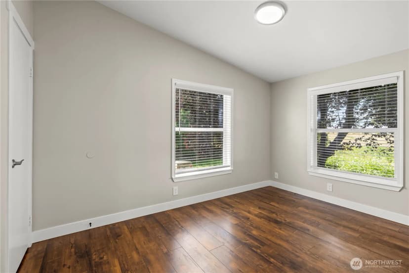 Property photo for 1112 Long Road #5, Centralia photo 11
