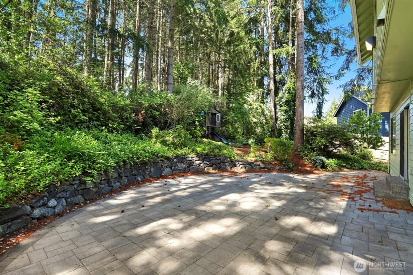 Property photo for 10715 Hillsboro Drive Nw, Silverdale photo 33