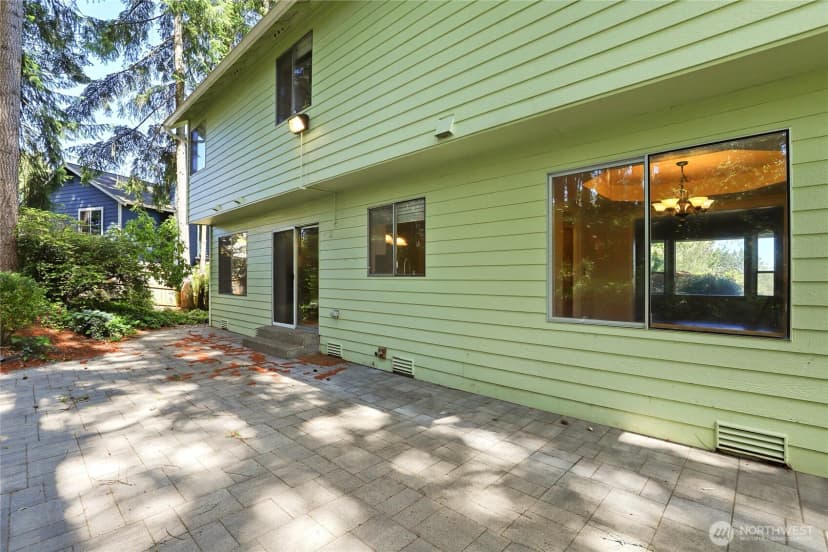Property photo for 10715 Hillsboro Drive Nw, Silverdale photo 32