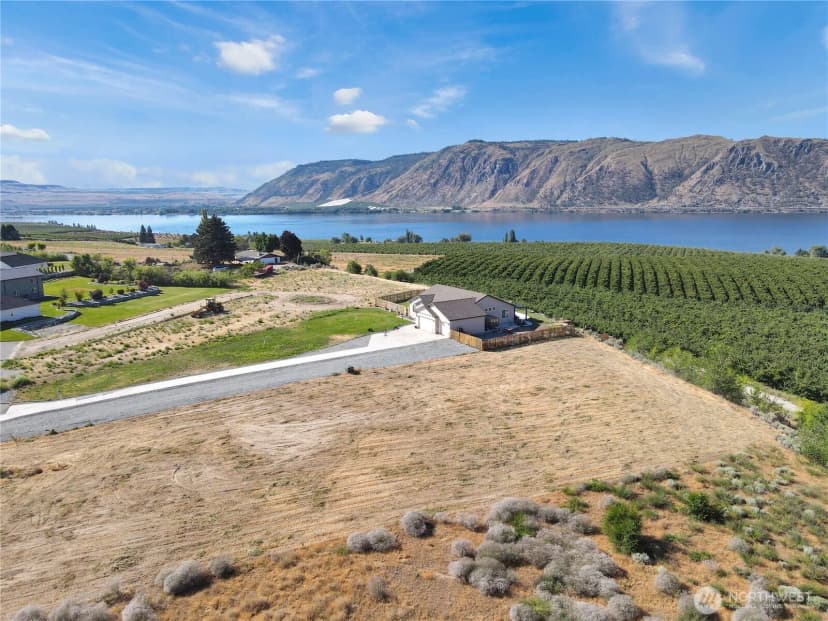 Property photo for 16 Columbia View Drive, Brewster
