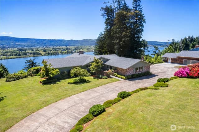 Property photo for 18 Island View Lane, Cathlamet