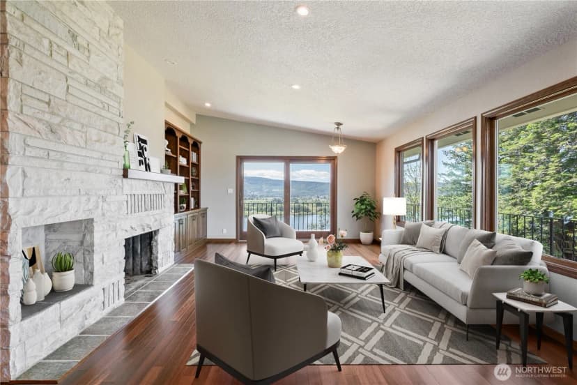 Property photo for 18 Island View Lane, Cathlamet photo 5