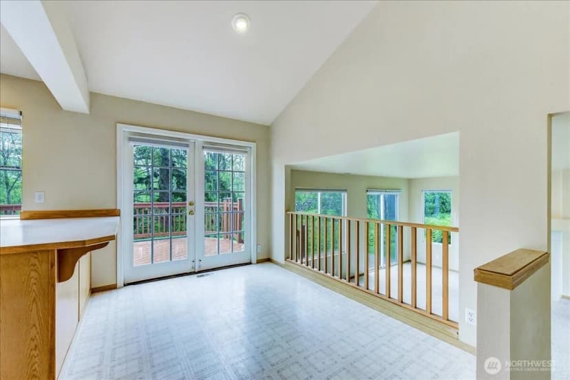 Property photo for 7001 60th Place Ne, Marysville photo 9