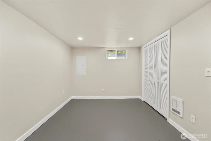 Property photo for 1425 S 52nd Street, Tacoma photo 18
