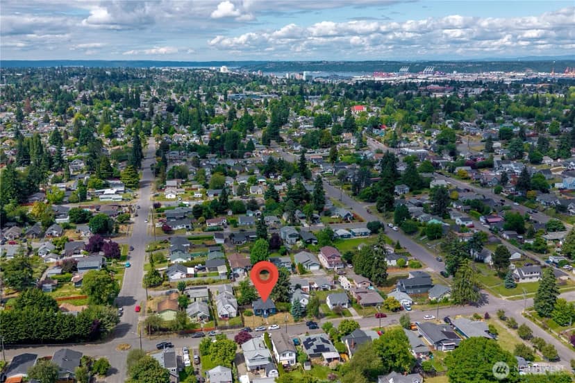 Property photo for 1425 S 52nd Street, Tacoma photo 33