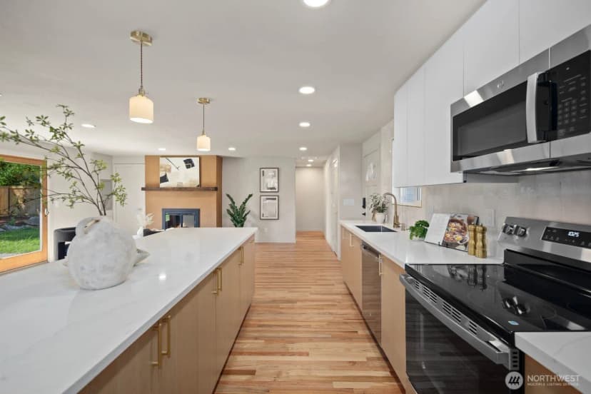 Property photo for 18909 46th Ave S, Sea Tac photo 8