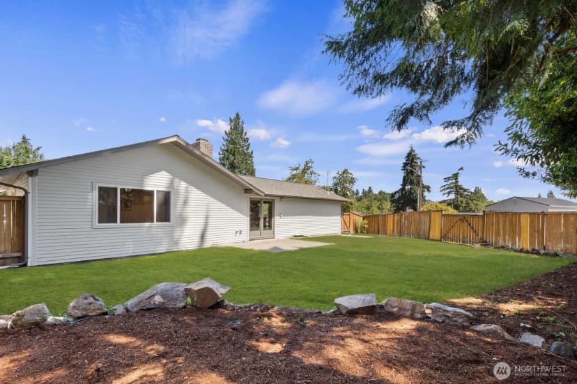 Property photo for 18909 46th Ave S, Sea Tac photo 27