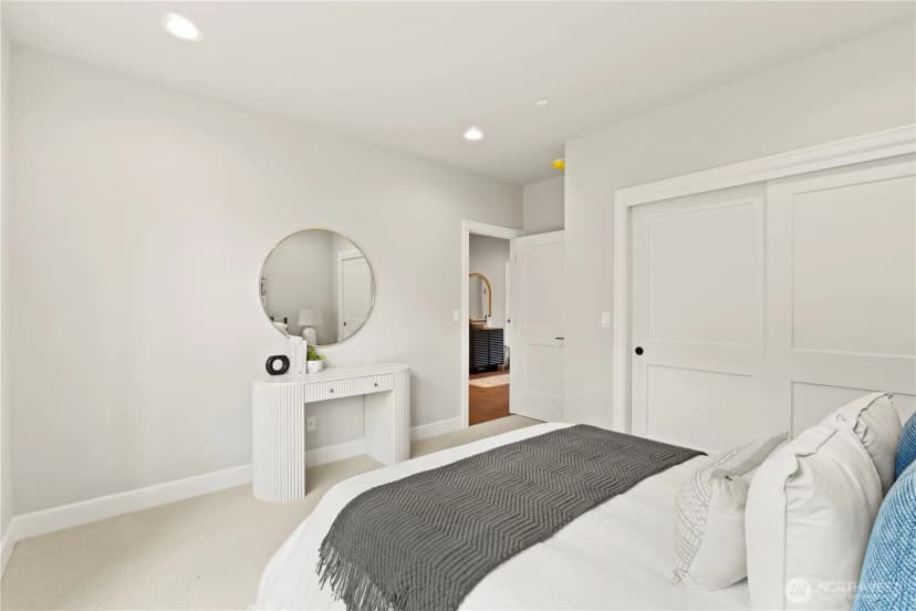 Property photo for 529 Se Bush Street #b, Issaquah photo 24