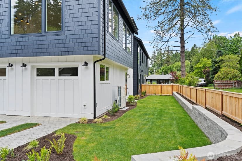 Property photo for 529 Se Bush Street #b, Issaquah photo 39