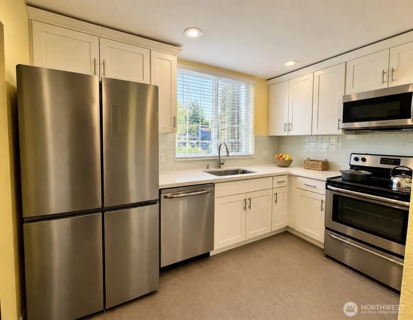 Property photo for 25235 Se Klahanie Blvd #k102, Sammamish photo 7