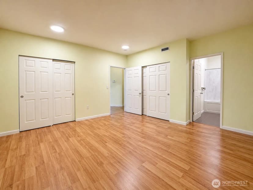 Property photo for 25235 Se Klahanie Blvd #k102, Sammamish photo 14