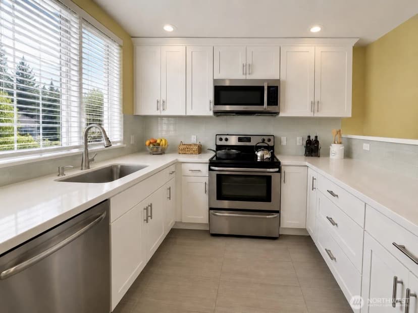 Property photo for 25235 Se Klahanie Blvd #k102, Sammamish photo 6