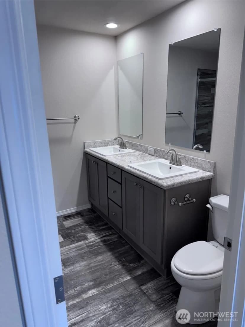 Property photo for 3122 86th Street Ct S, Lakewood photo 2