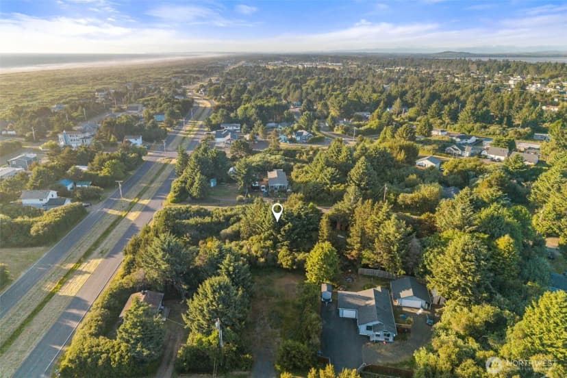 Property photo for 193 N Narwhal Loop Nw, Ocean Shores photo 8
