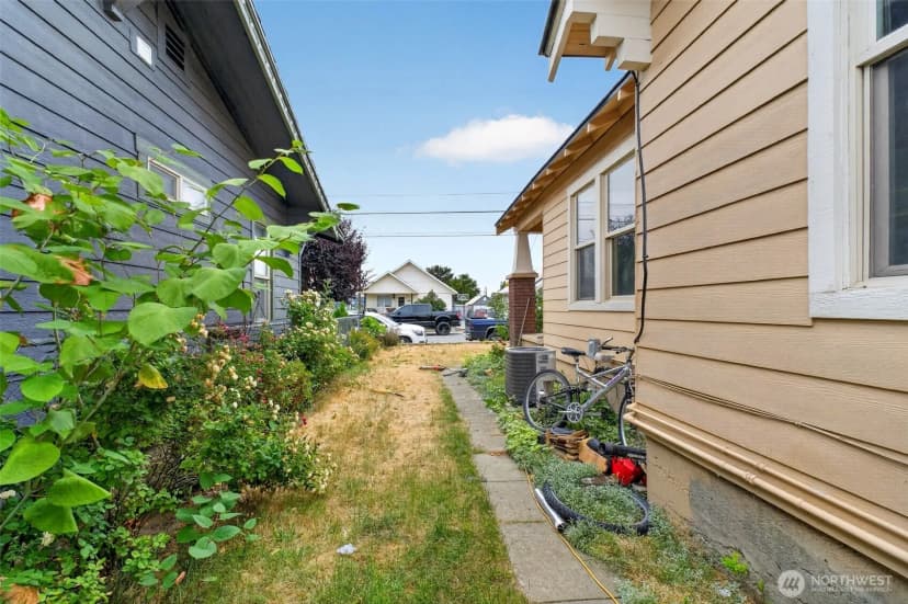 Property photo for 1002 Methow Street, Wenatchee photo 5