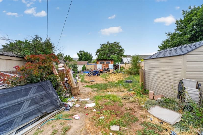 Property photo for 1002 Methow Street, Wenatchee photo 9