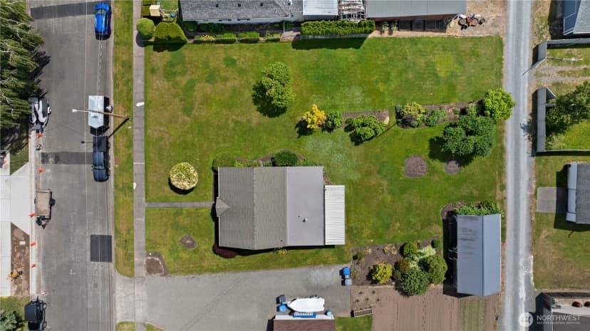 Property photo for 926 6th Avenue Sw, Puyallup photo 33