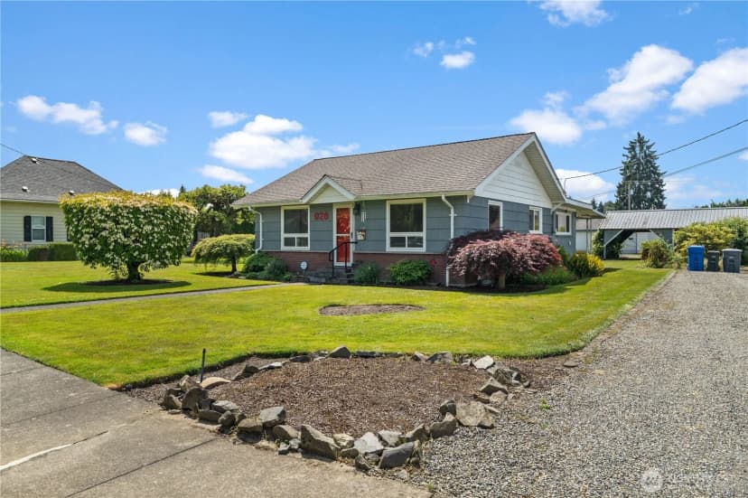 Property photo for 926 6th Avenue Sw, Puyallup photo 4