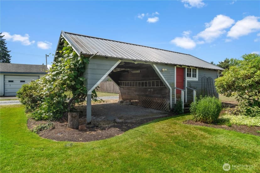 Property photo for 926 6th Avenue Sw, Puyallup photo 29
