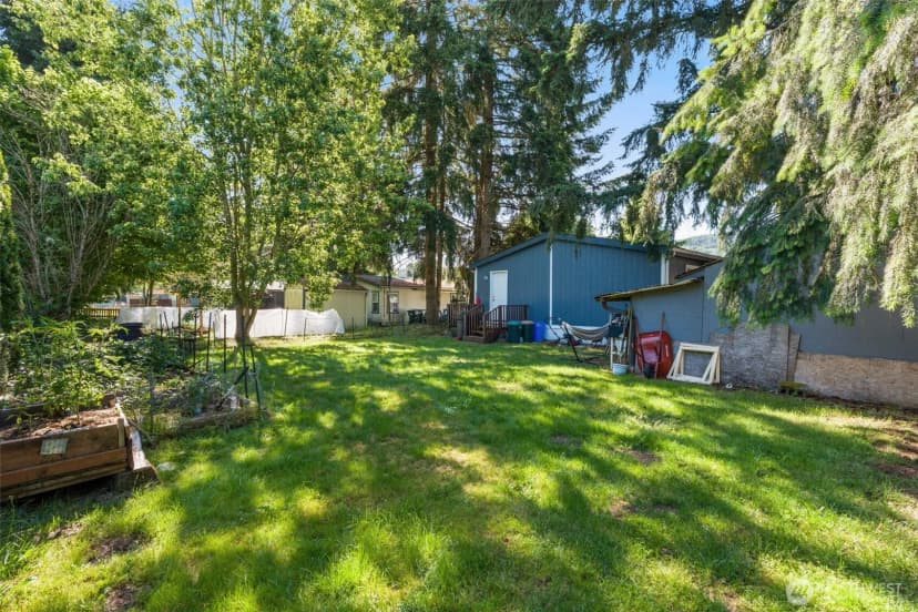 Property photo for 1024 Lincoln Avenue E, Tenino photo 21
