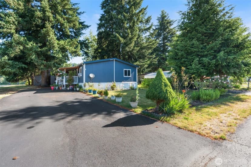 Property photo for 1024 Lincoln Avenue E, Tenino photo 3