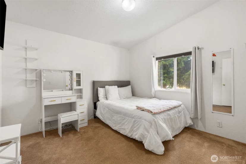 Property photo for 1024 Lincoln Avenue E, Tenino photo 14