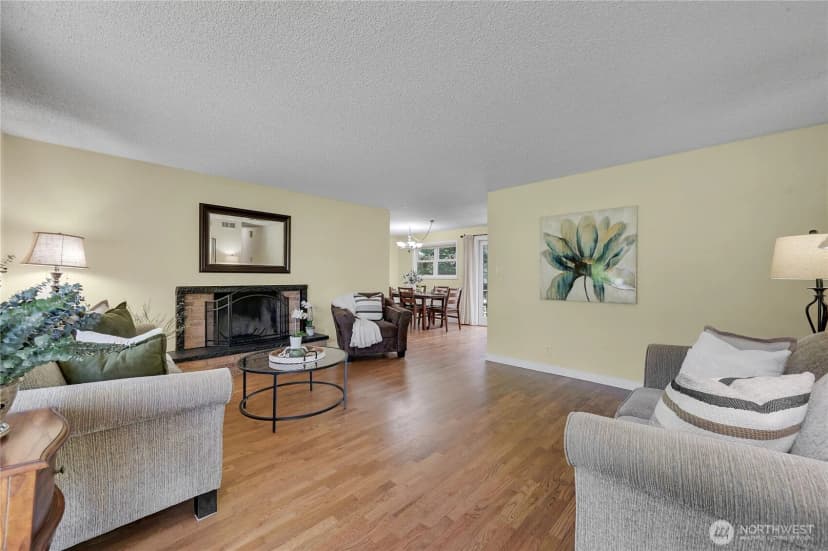 Property photo for 10157 Ne 200th Street, Bothell photo 15