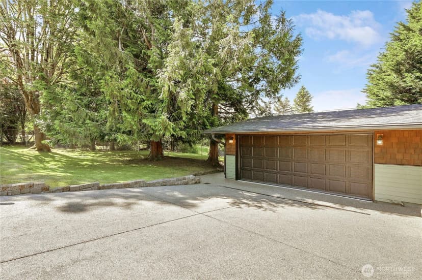 Property photo for 10157 Ne 200th Street, Bothell photo 35