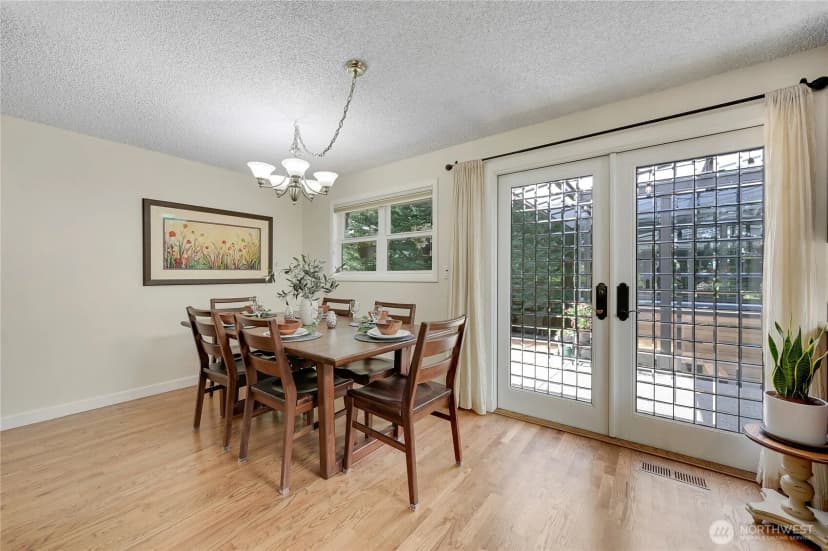 Property photo for 10157 Ne 200th Street, Bothell photo 12