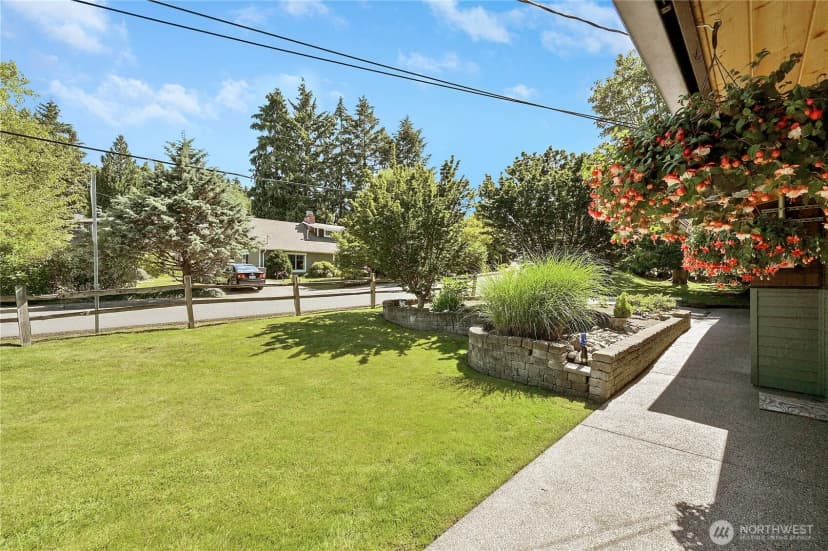 Property photo for 10157 Ne 200th Street, Bothell photo 34