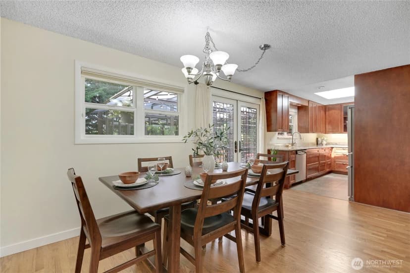 Property photo for 10157 Ne 200th Street, Bothell photo 11