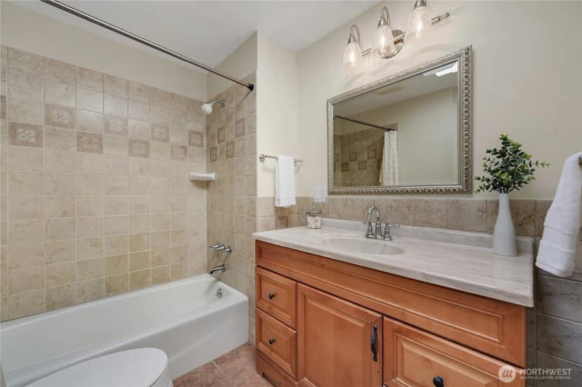 Property photo for 10157 Ne 200th Street, Bothell photo 21