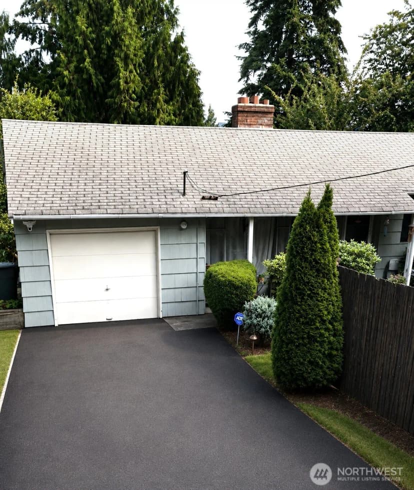 Property photo for 10034 Se 8th, Bellevue photo 16