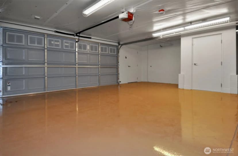 Property photo for 10620 Ne 9th Place #th-6, Bellevue photo 29