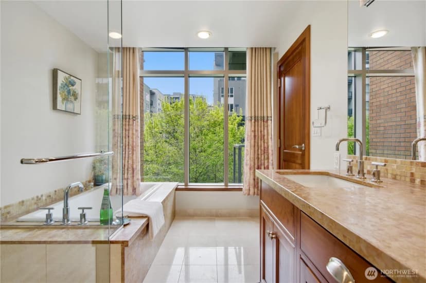 Property photo for 10620 Ne 9th Place #th-6, Bellevue photo 25