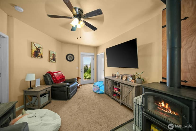 Property photo for 5579 Big Springs Ranch Road, Wenatchee photo 14