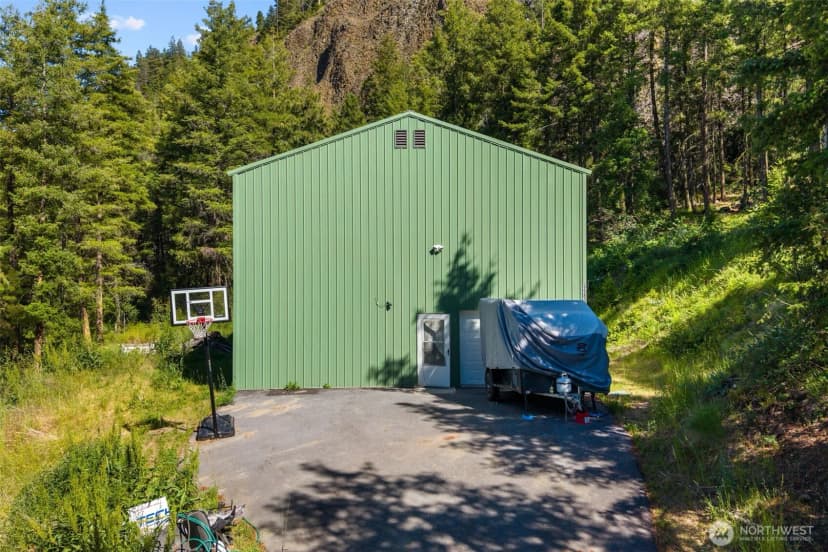 Property photo for 5579 Big Springs Ranch Road, Wenatchee photo 30
