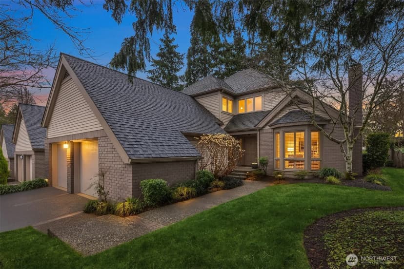 Property photo for 1716 Bellevue Way Ne, Bellevue