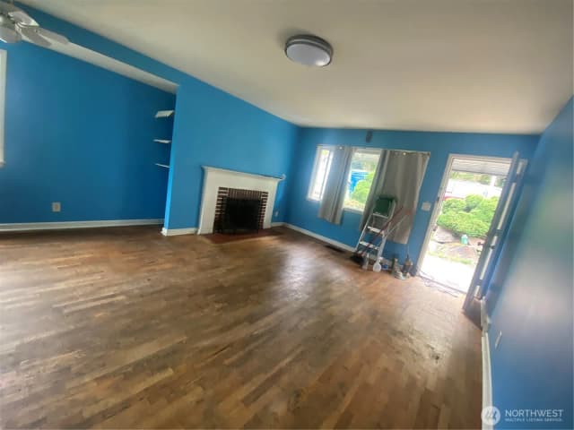 Property photo for 3625 15th Avenue S, Seattle photo 2