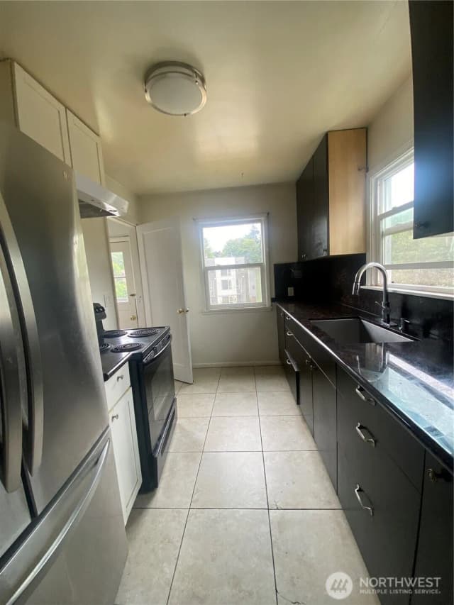 Property photo for 3625 15th Avenue S, Seattle photo 4
