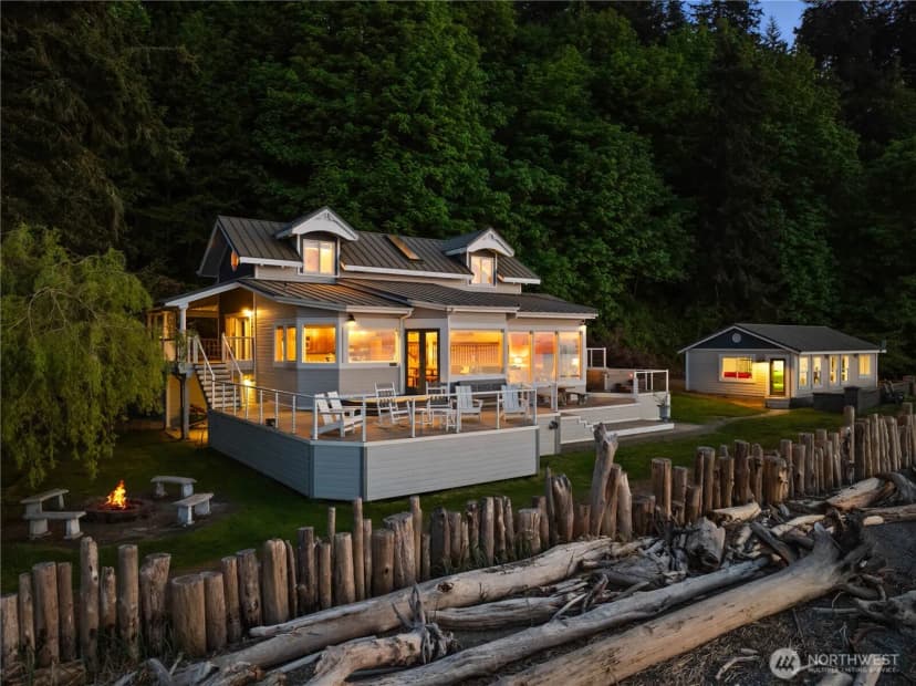 Property photo for 3364 Bultman Lane, Oak Harbor photo 2