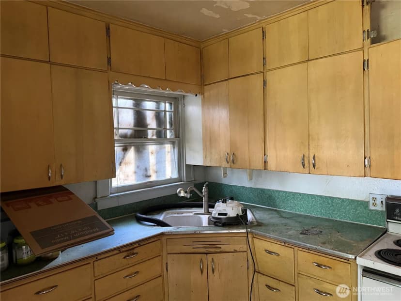 Property photo for 212 Ash Street S, Omak photo 2