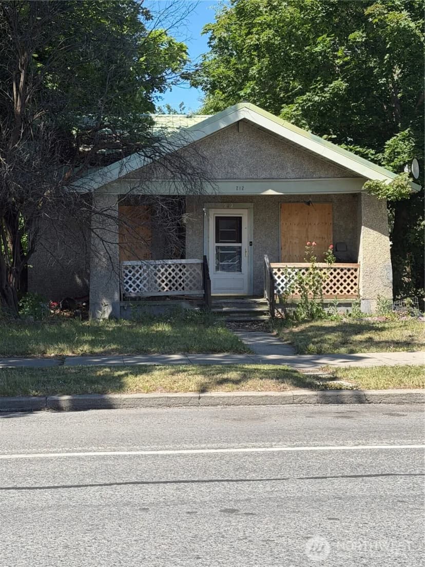 Property photo for 212 Ash Street S, Omak photo 11