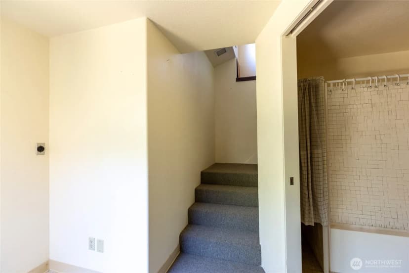 Property photo for 820 Guard Street, Friday Harbor photo 15