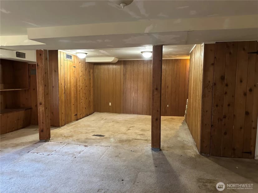 Property photo for 15833 15th Avenue Ne, Shoreline photo 13